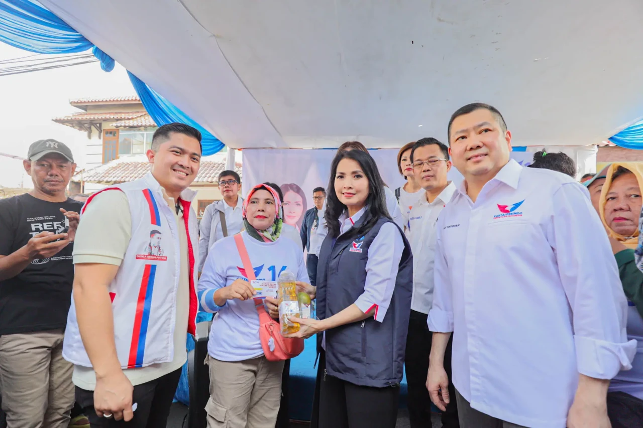 Partai Perindo Gelar...