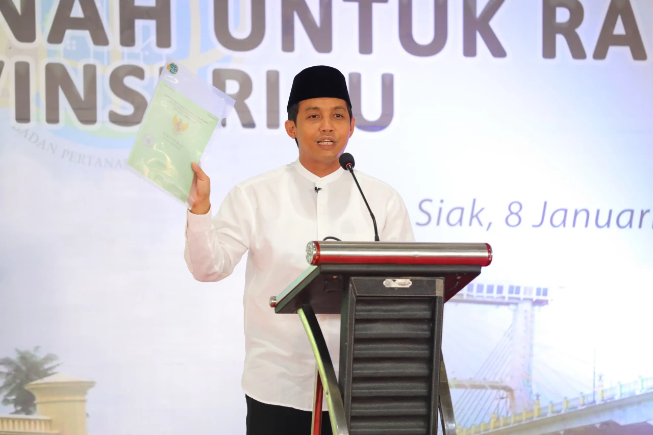 Bagikan 1000 Sertifikat...
