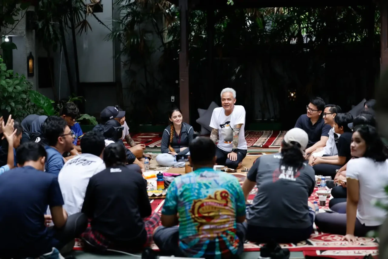 Temui Anak-anak Muda,...