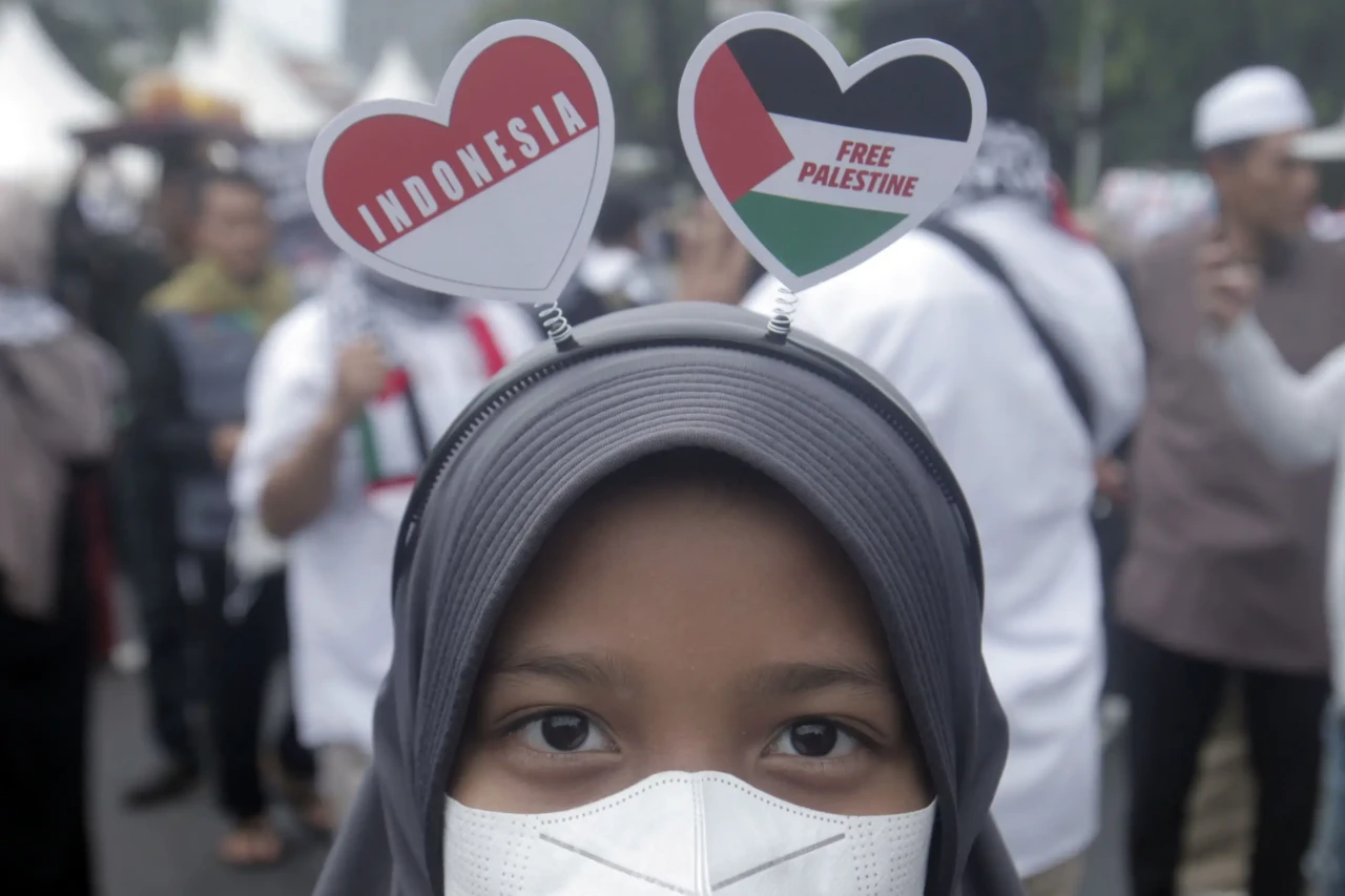 Protes Global di Jakarta,...
