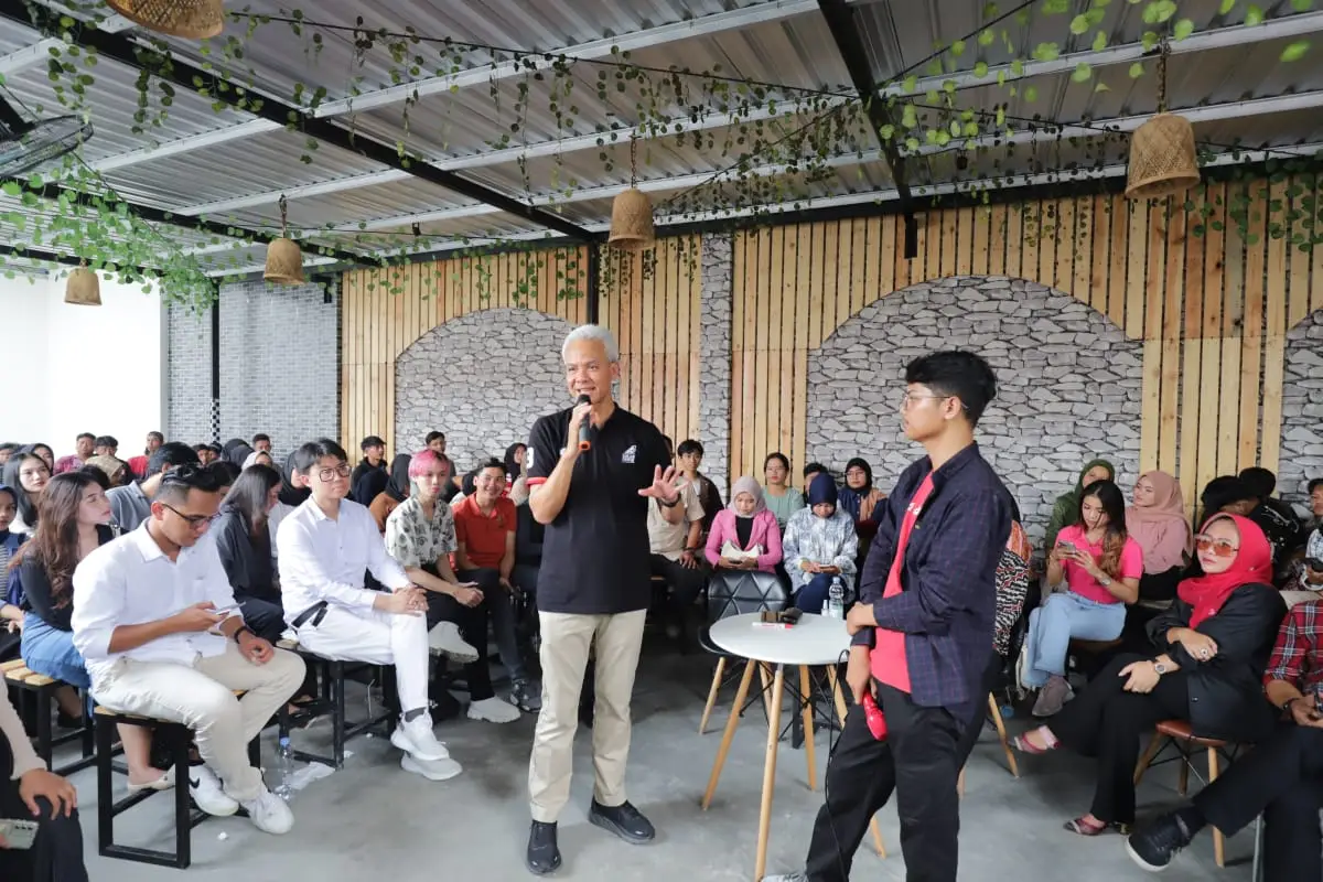 Ganjar Pranowo Dialog...