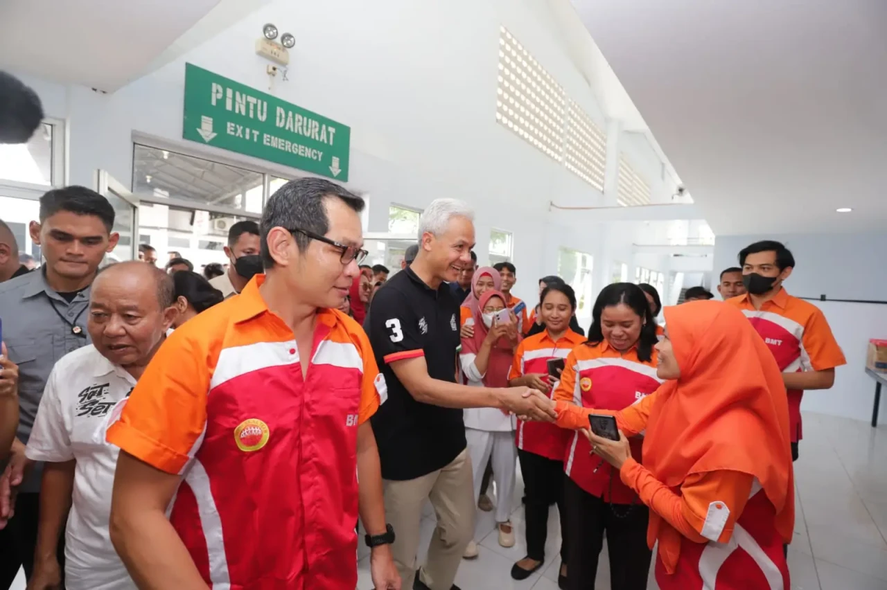 Ganjar Bakal Naikkan...