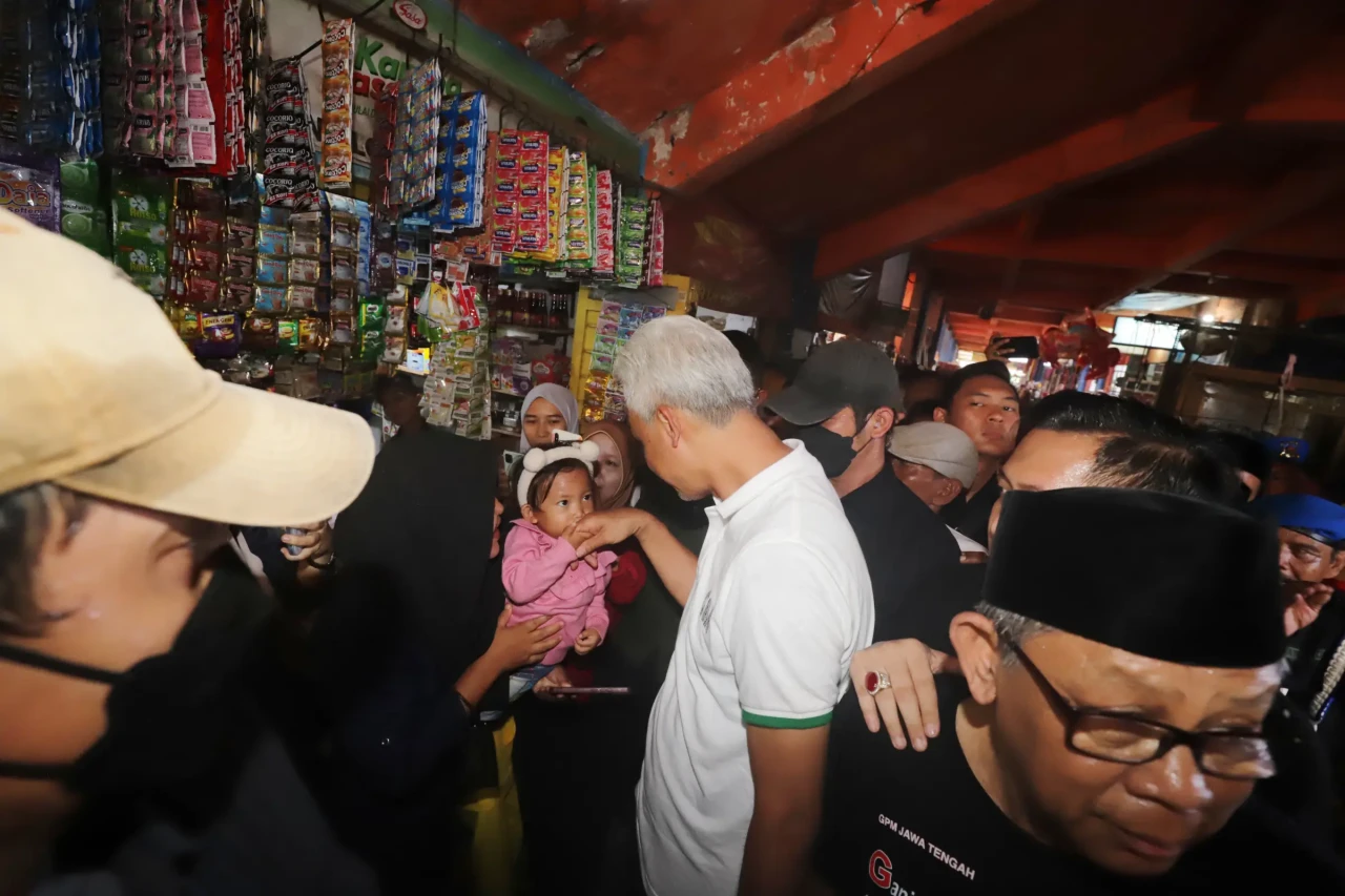Ganjar Pranowo Blusukan...