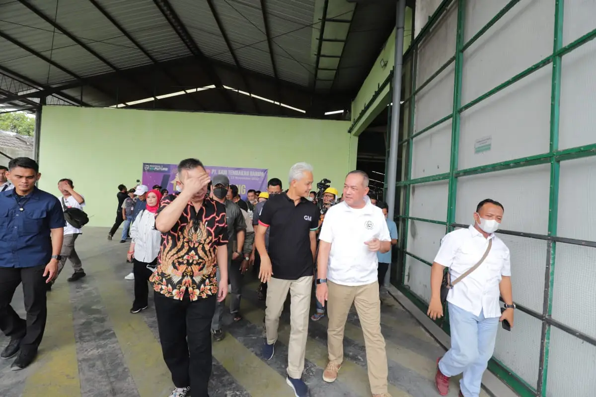 Ganjar Temui Buruh Tembakau...