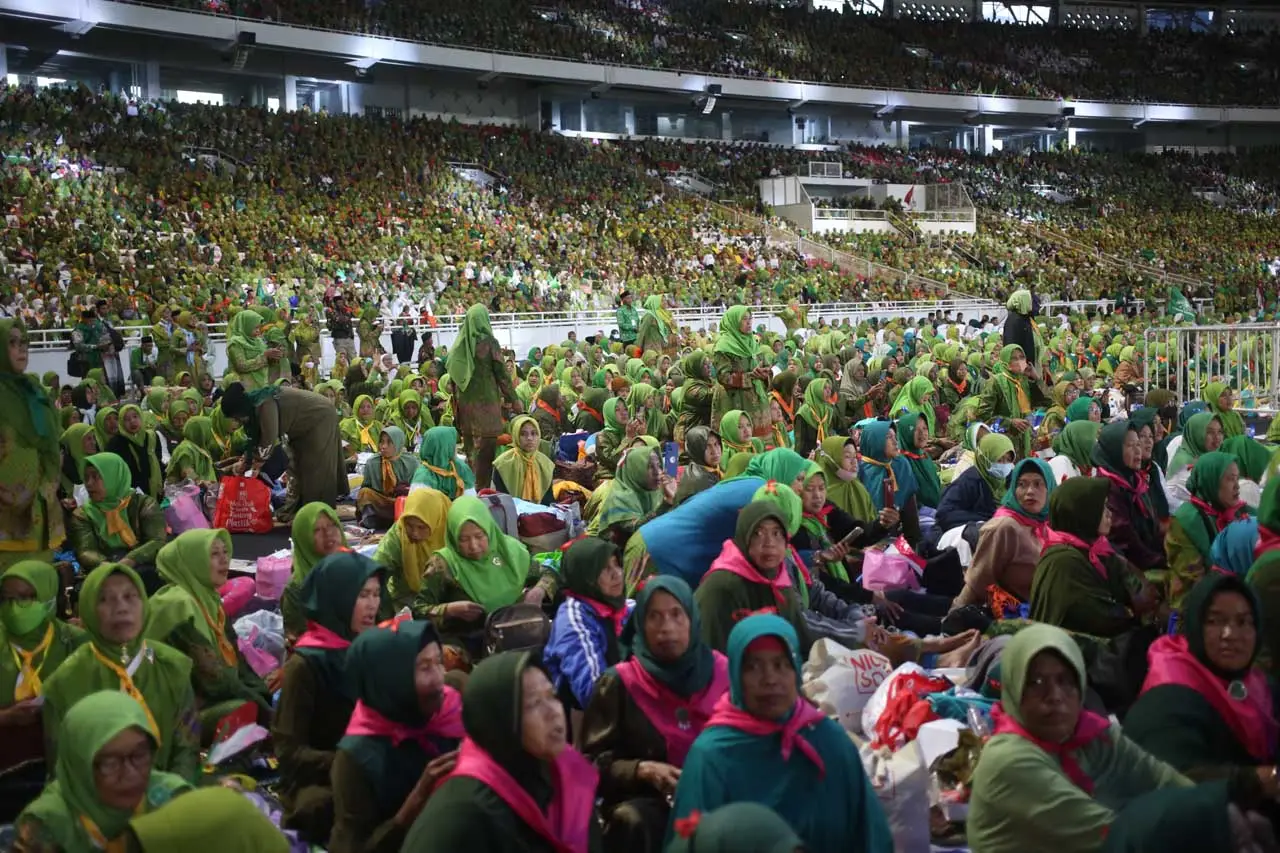 Jokowi Hadiri Harlah...