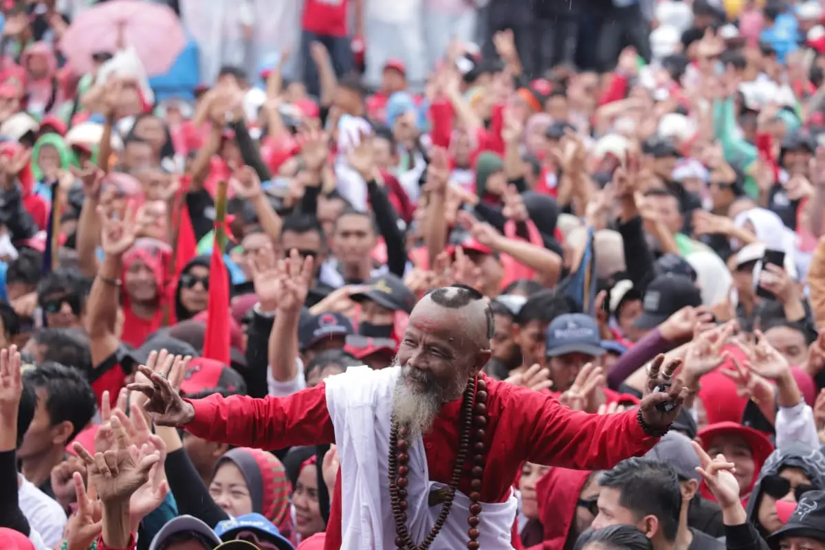 Bandung Pecah! Puluhan...