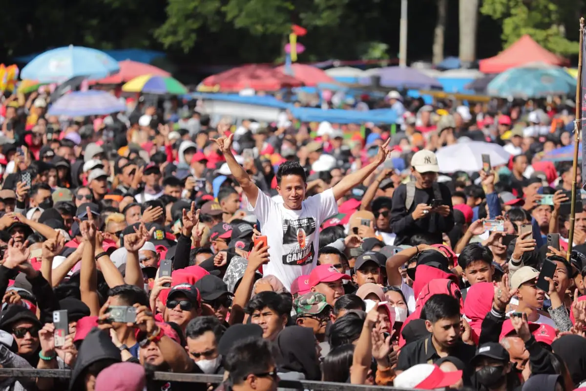 Bandung Pecah! Puluhan...