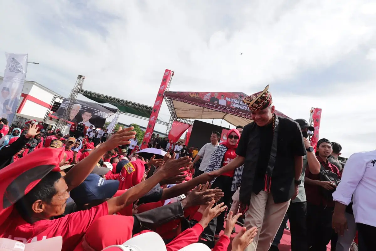 Hajatan Rakyat di Lampung...