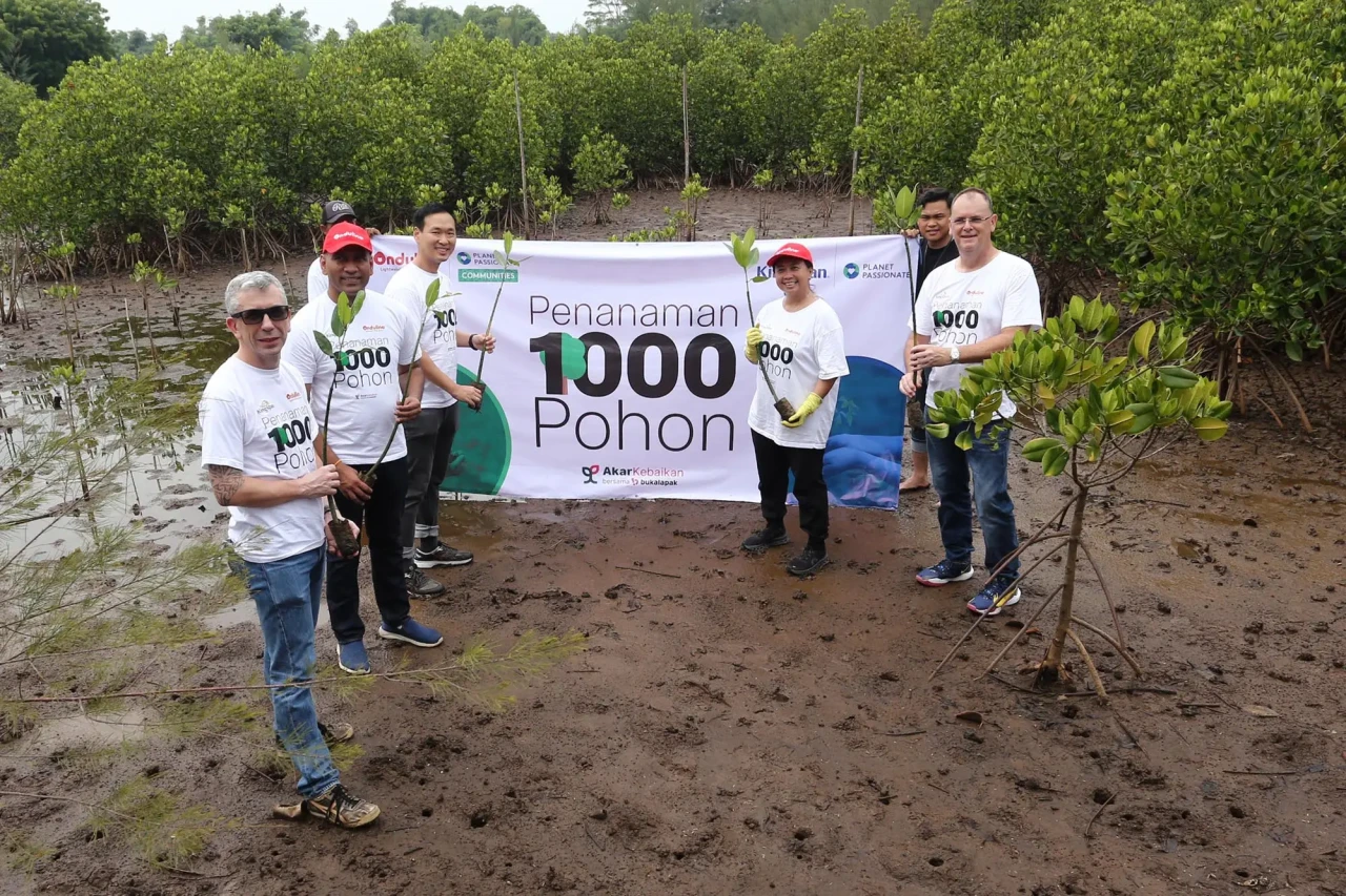 Penanaman 1.000 Pohon...