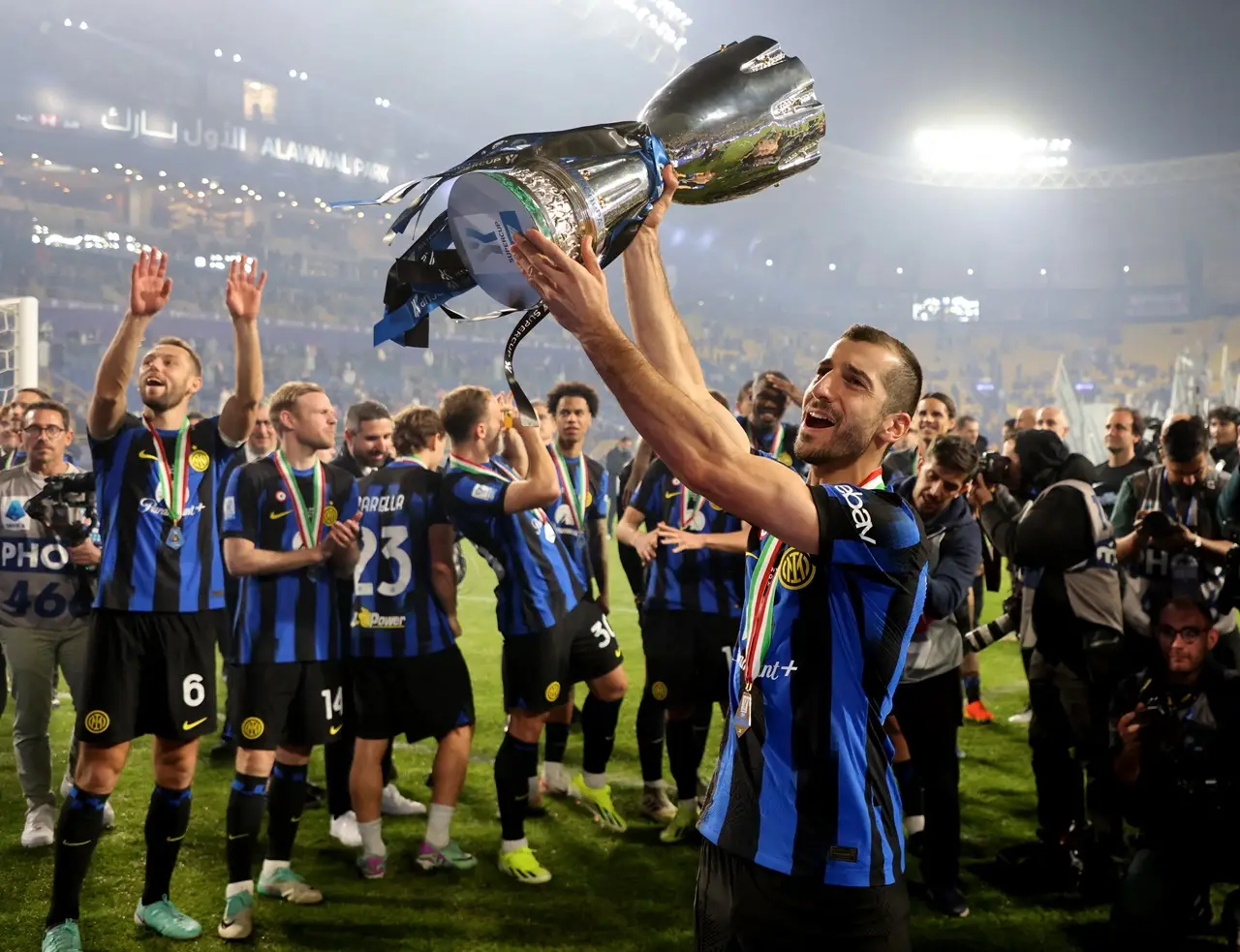 Hasil Napoli vs Inter:...
