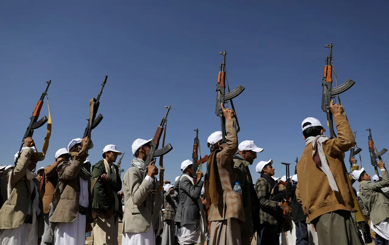 Pasukan Pejuang Houthi...
