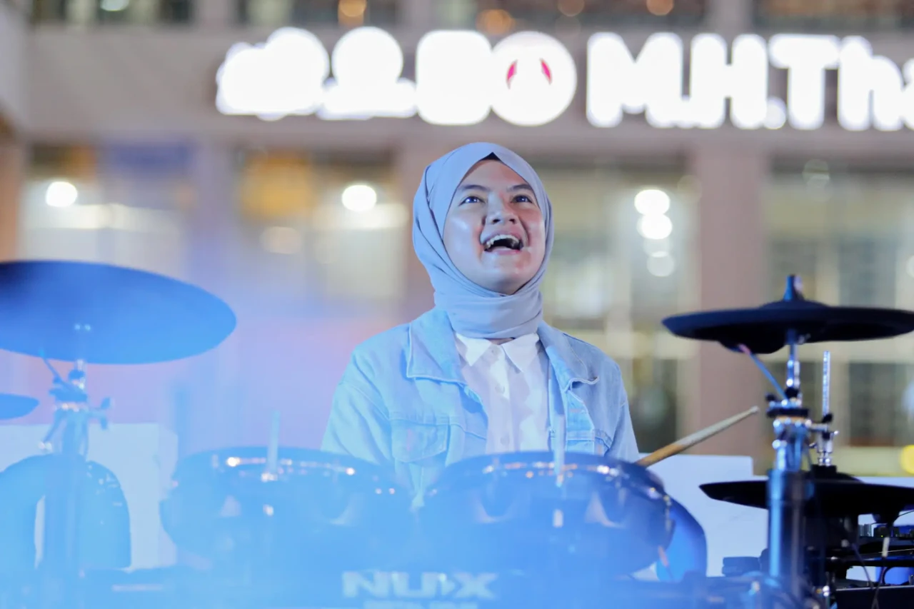 Penampilan Base Jam...