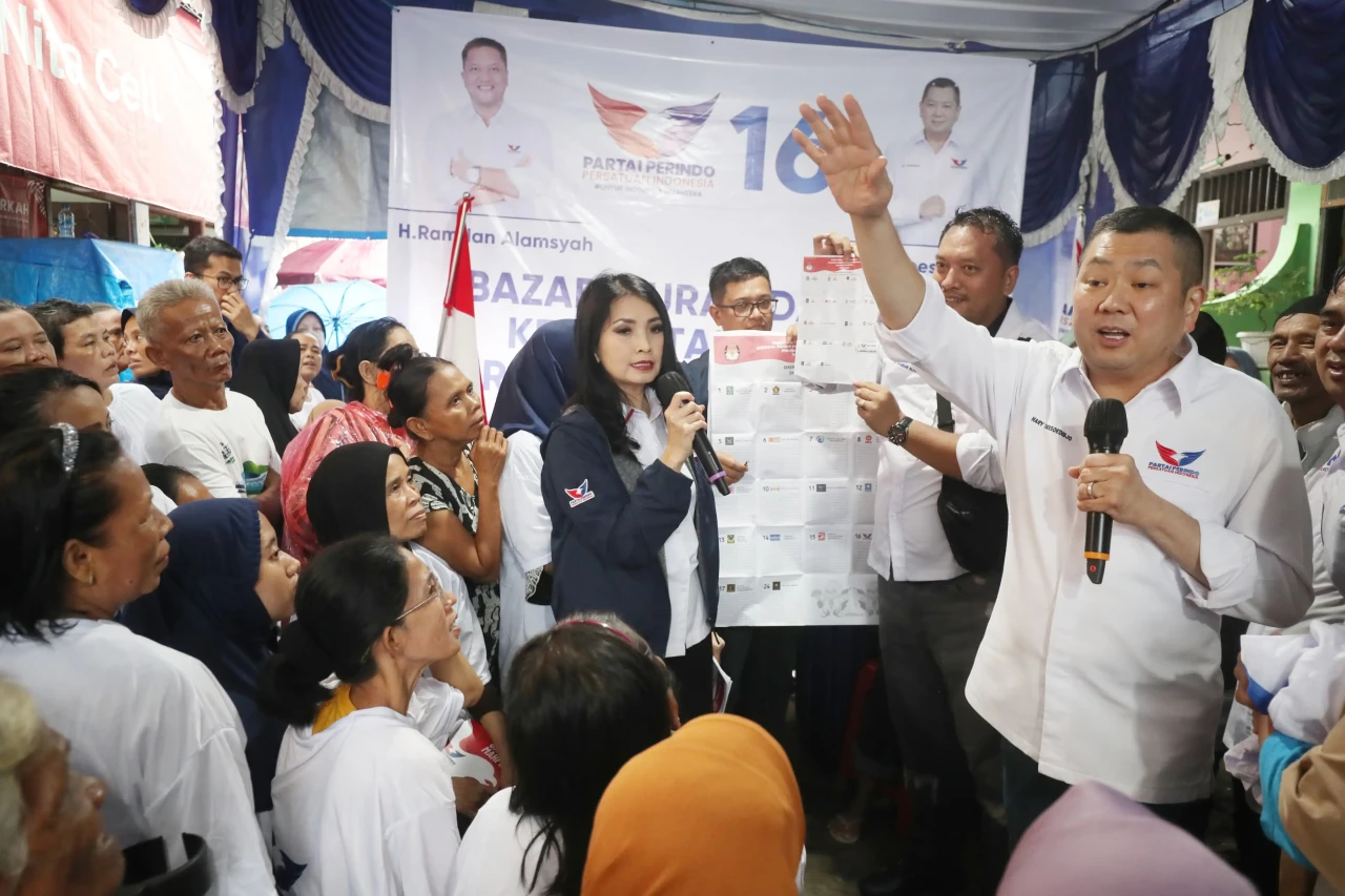 Meski Diguyur Hujan,...