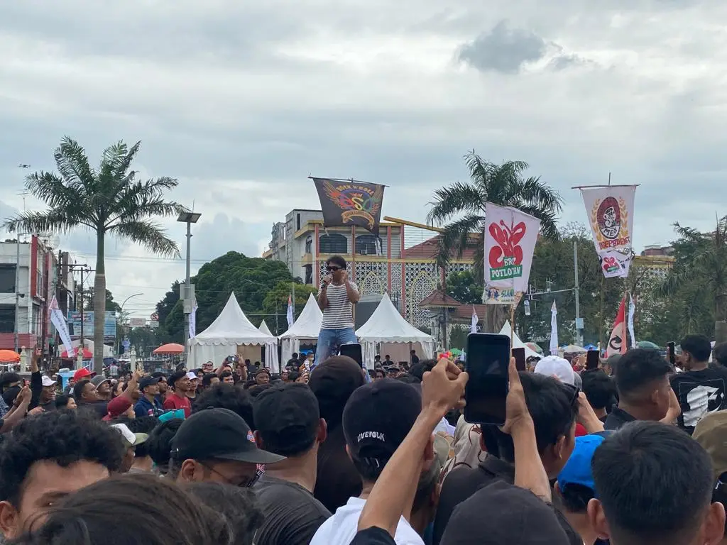Meriahkan Hajatan Rakyat...
