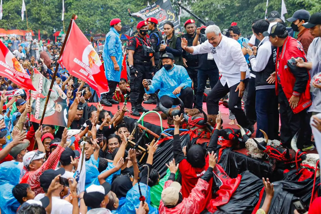 Kesenian Bantengan Sambut...