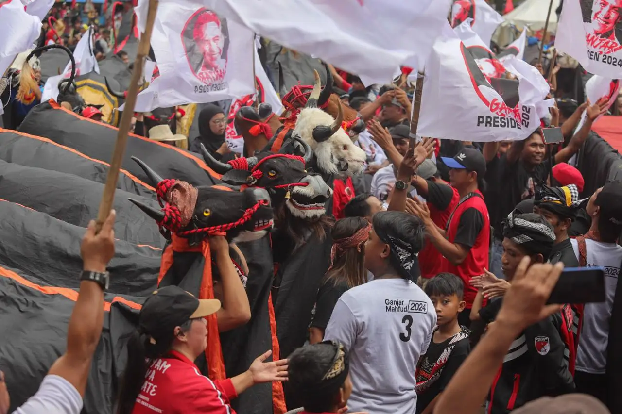 Kesenian Bantengan Sambut...