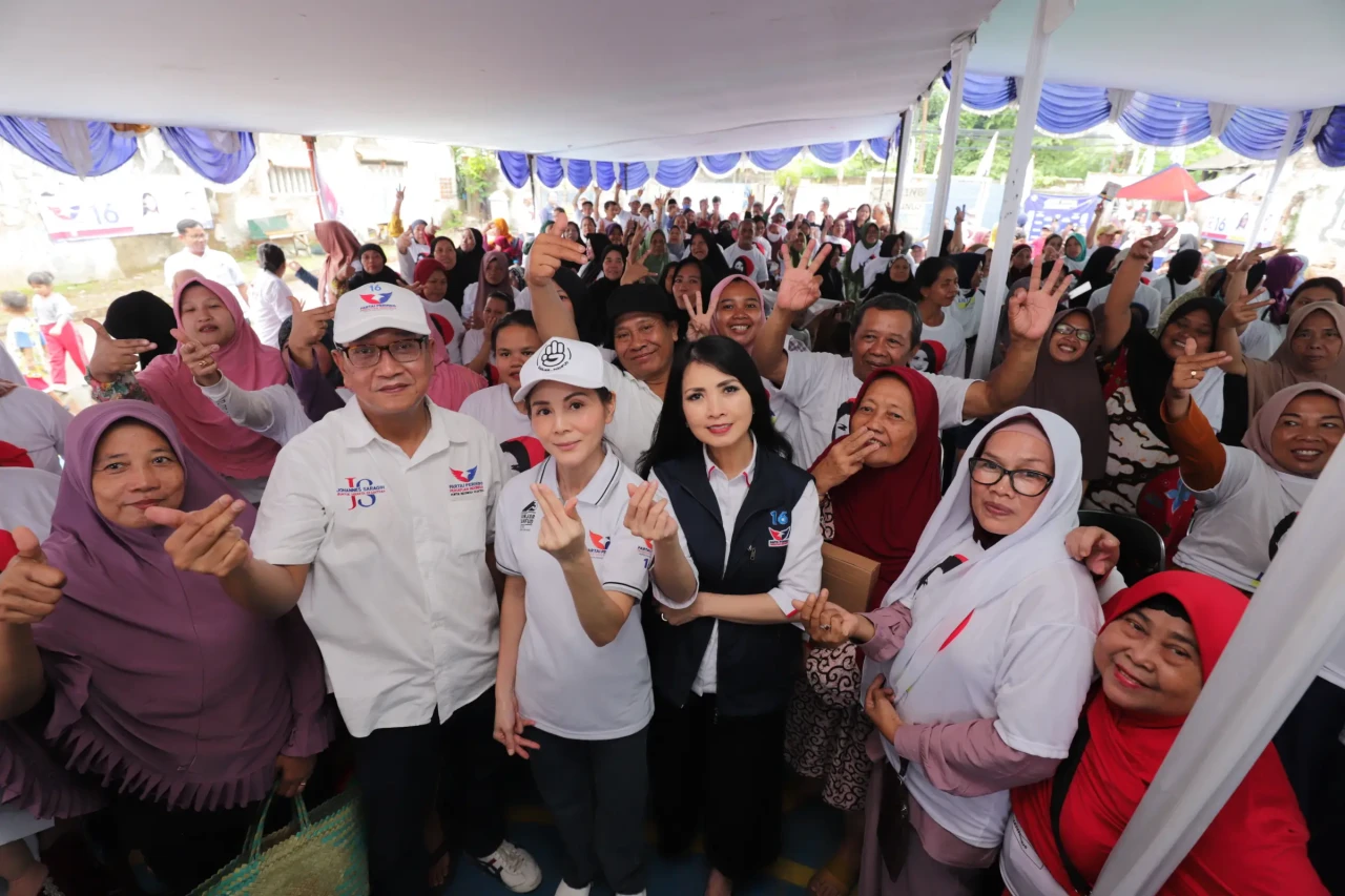 Partai Perindo Bagikan...