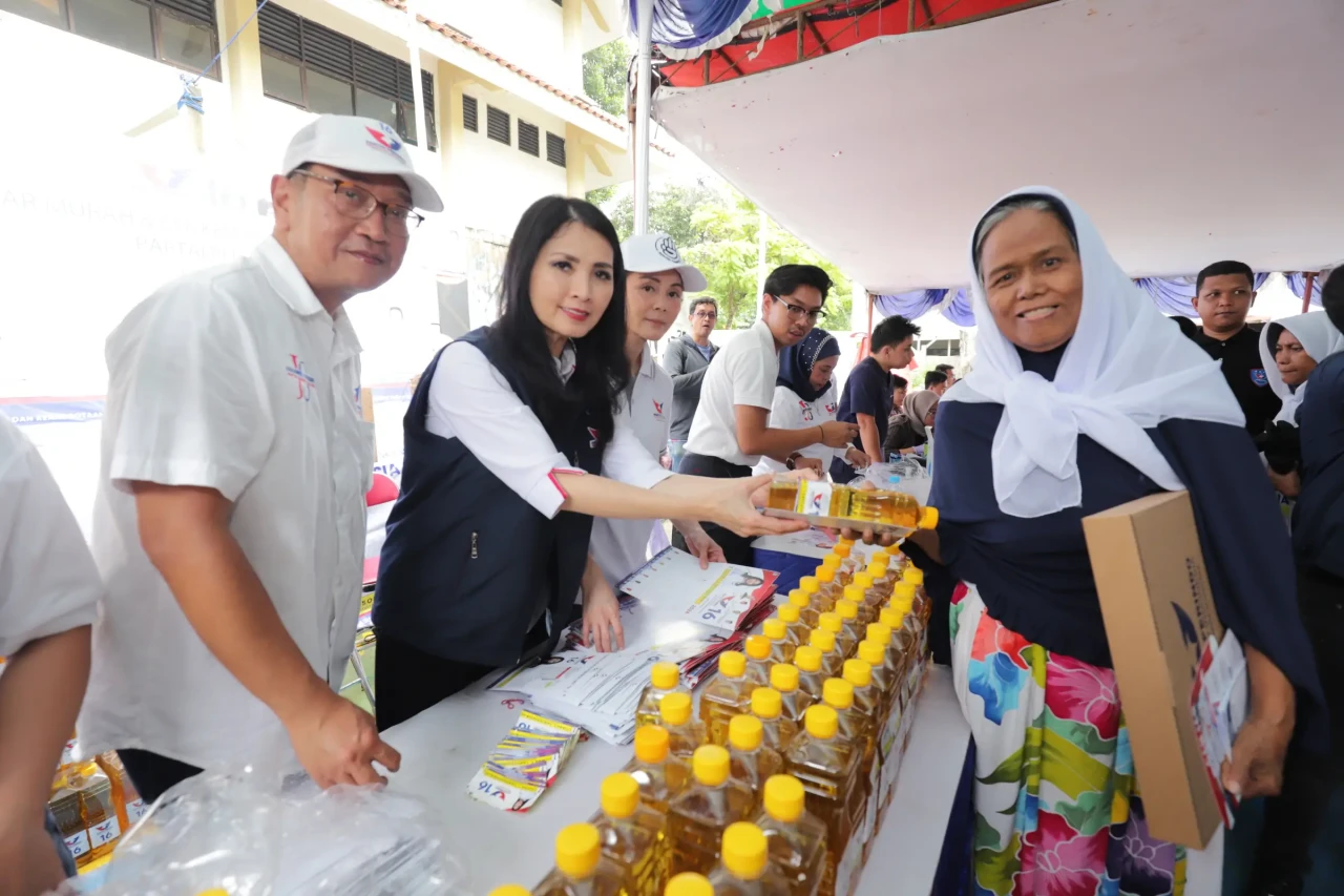 Partai Perindo Bagikan...