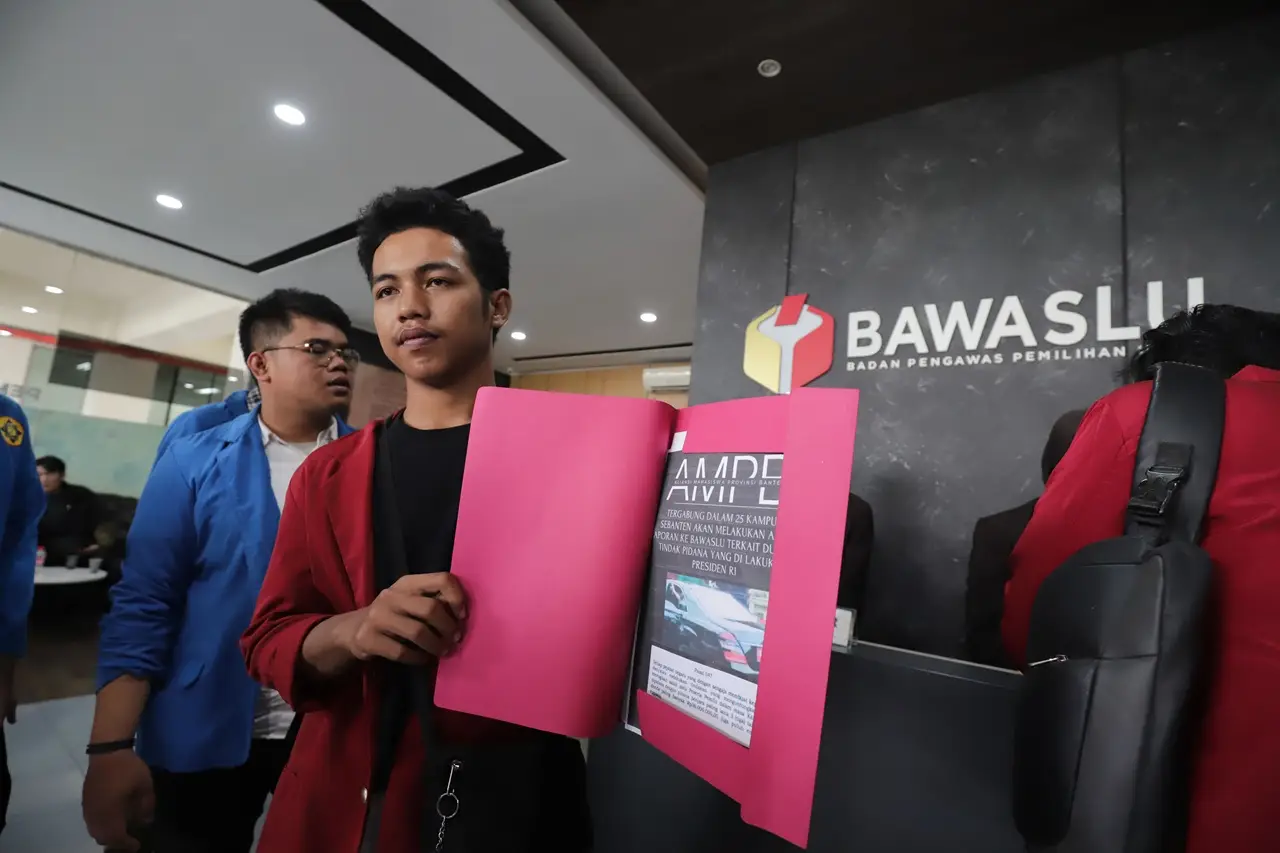 Aliansi Mahasiswa Laporkan...