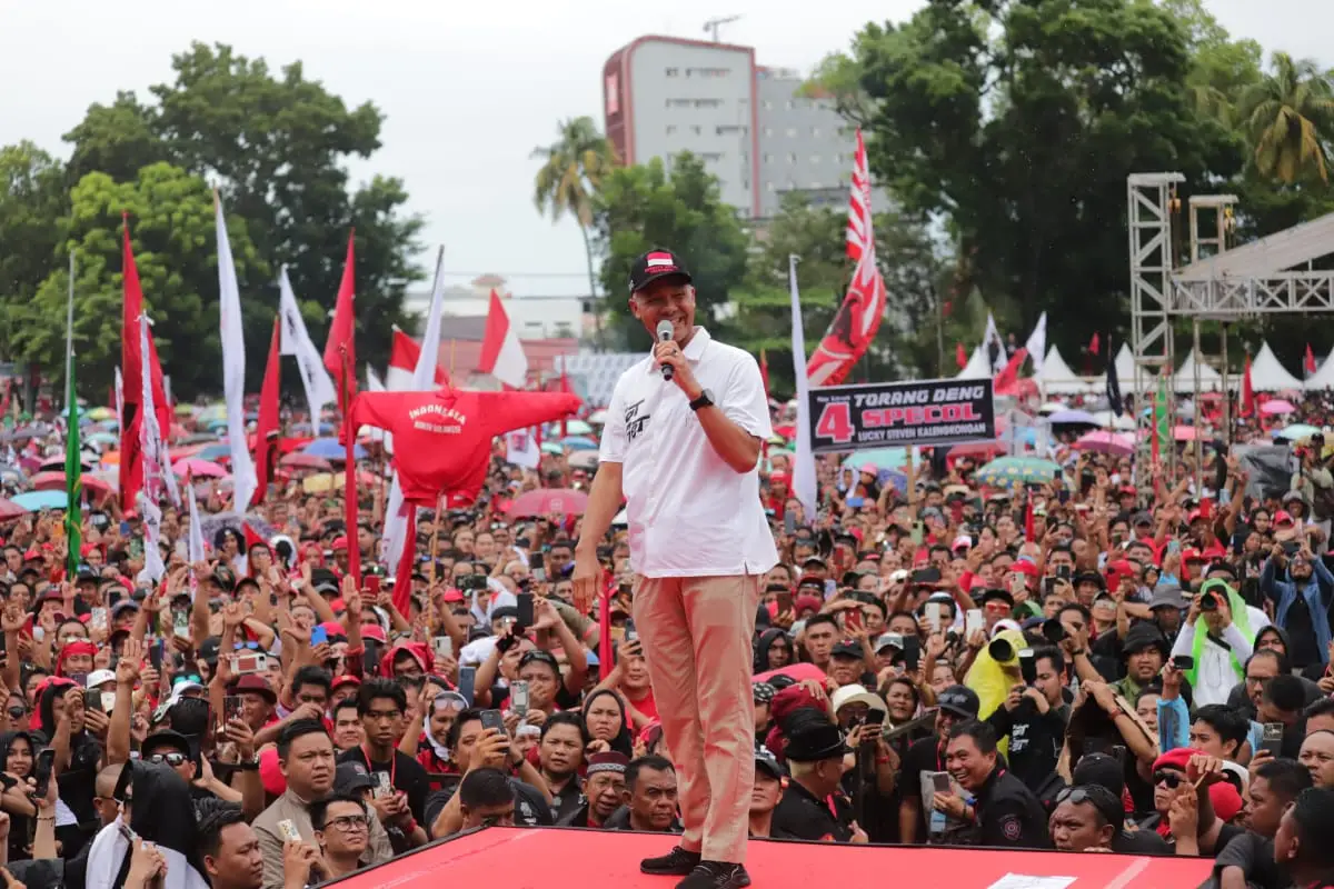 Ganjar Belah Lautan...