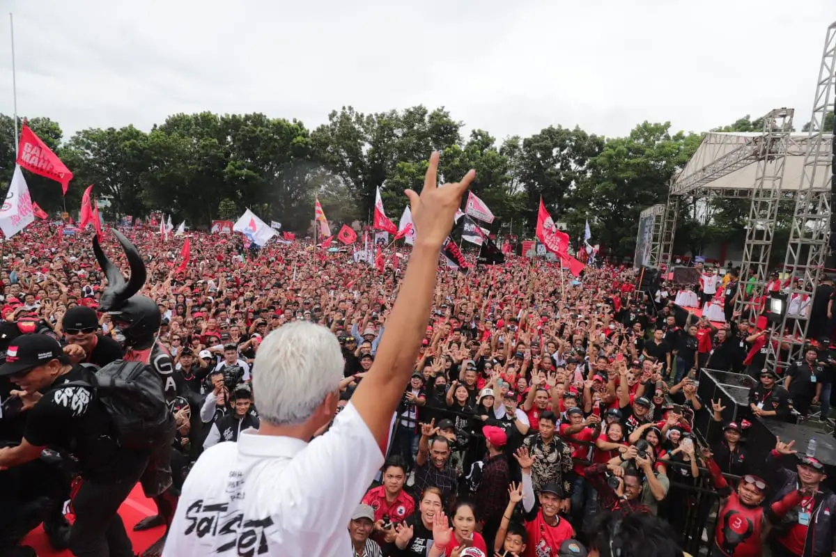 Ganjar Belah Lautan...