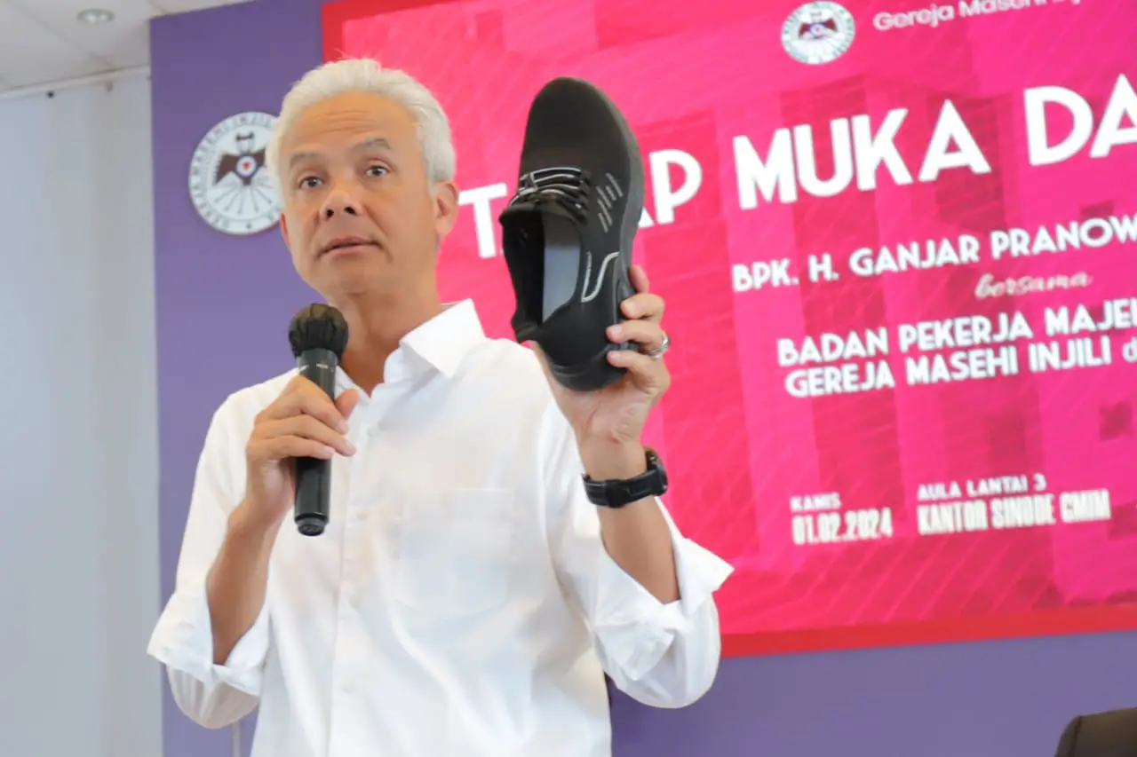 Ganjar Dialog Bersama...