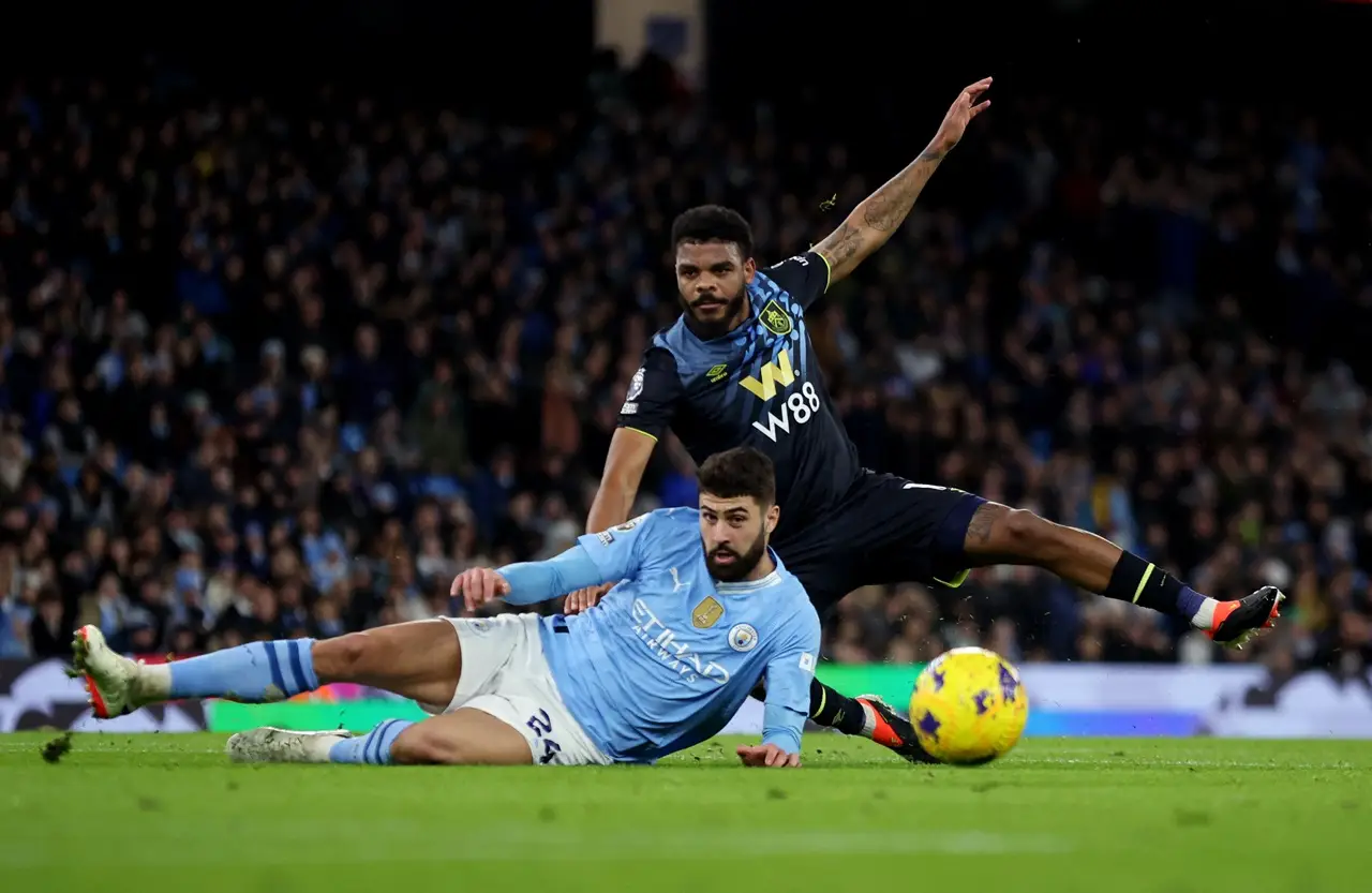 Manchester City vs Burnley:...