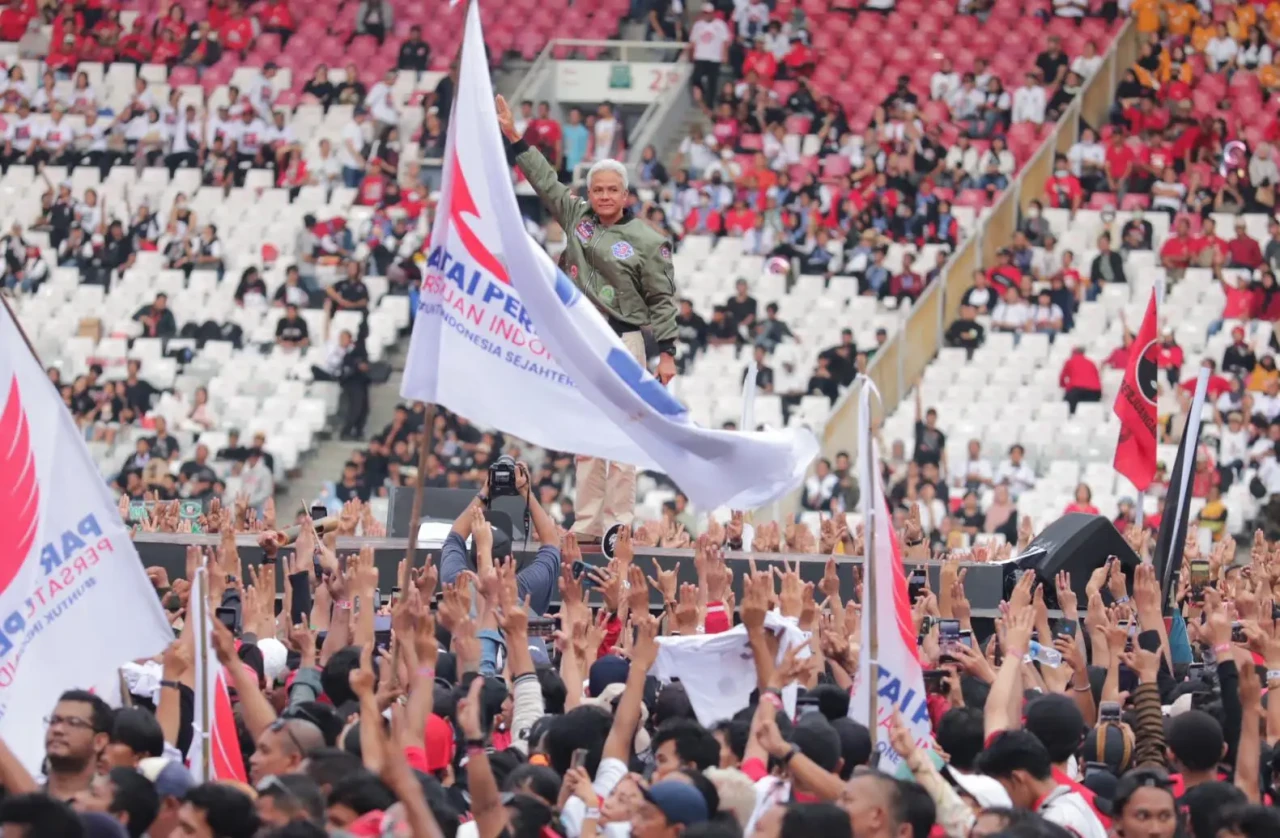 Hadiri Konser Salam...