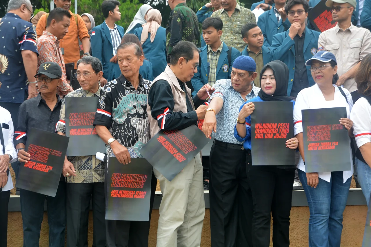 Guru Besar hingga BEM...