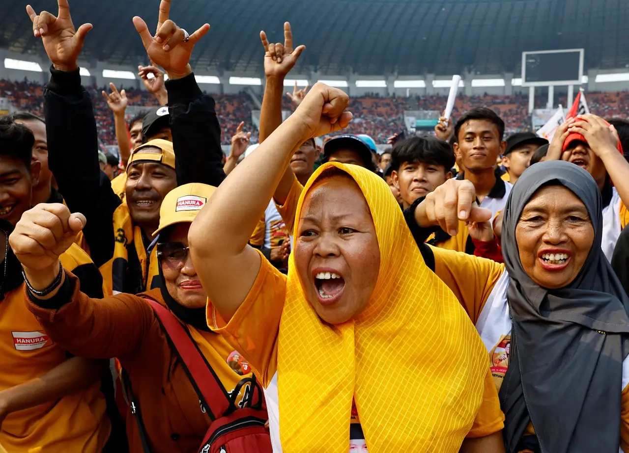 Tarian Naga Meriahkan...