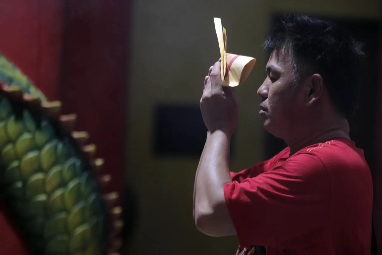 Sembahyang Malam Pergantian...