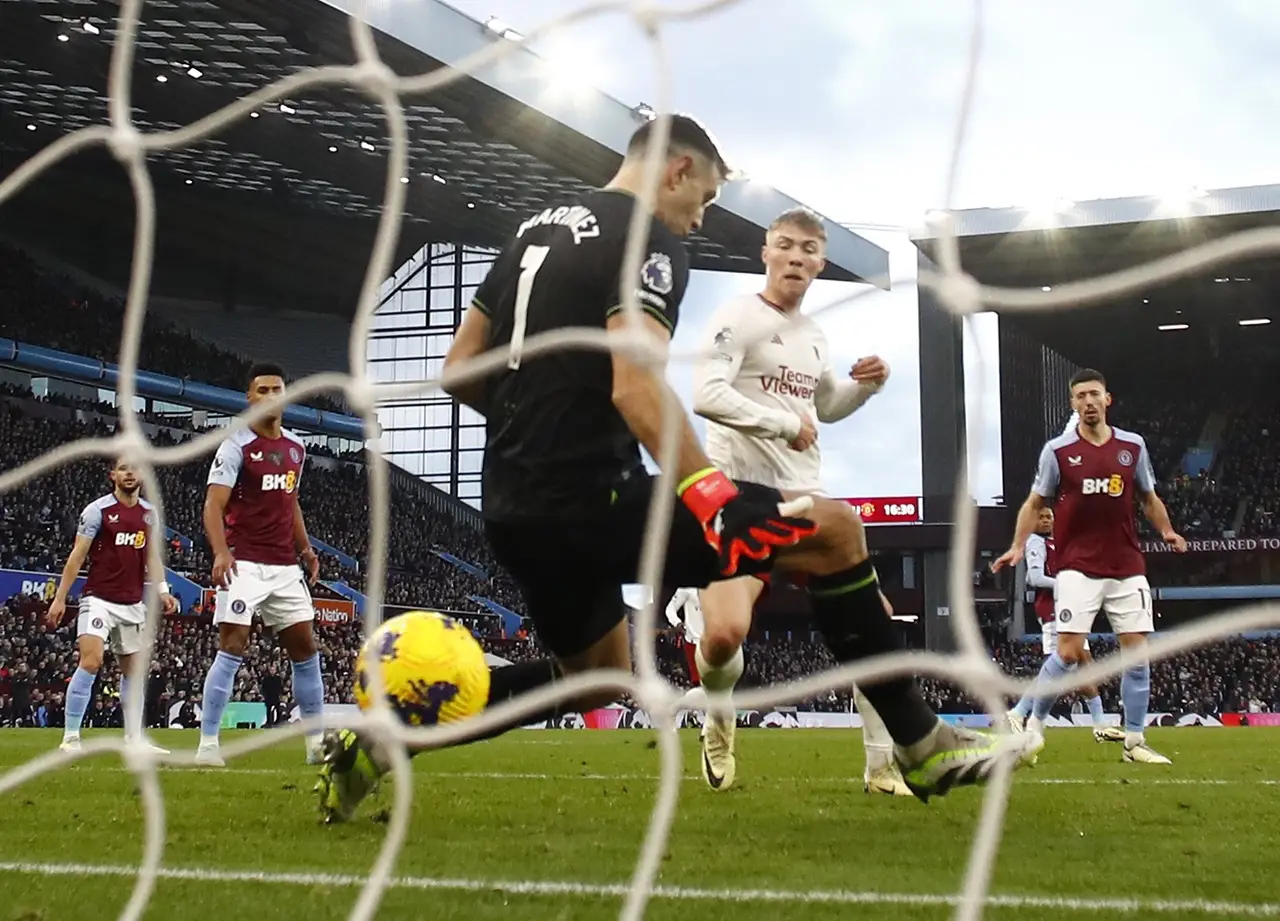 Manchester United Permalukan...
