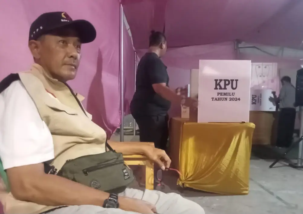 Melihat Persiapan Pemungutan...