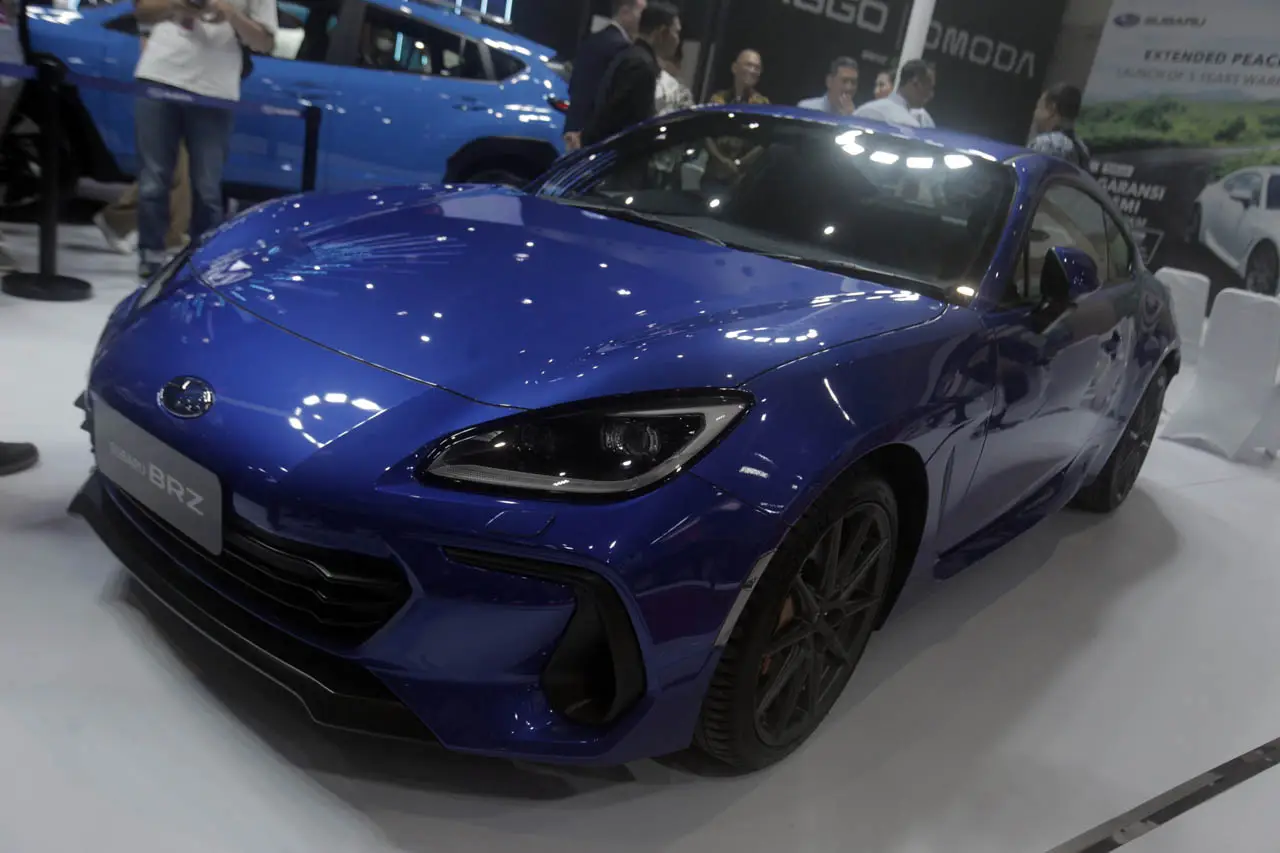 Subaru BRZ Hadir di...