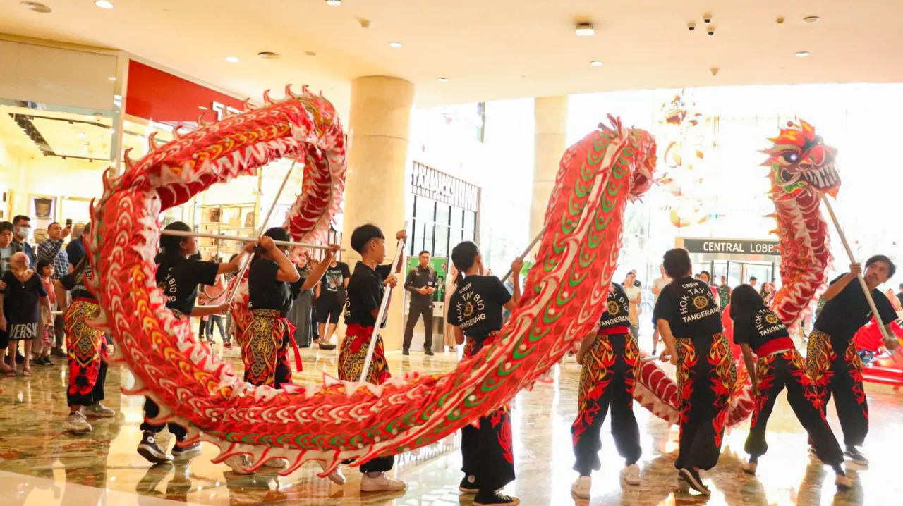 Festival Naga Barongsai...