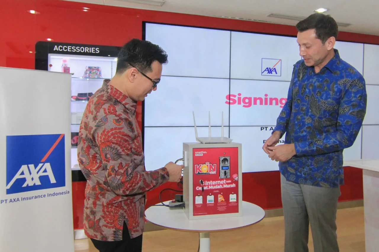 AXA Insurance Gandeng...