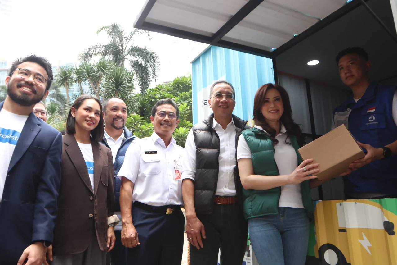 Bank Mandiri Resmikan...