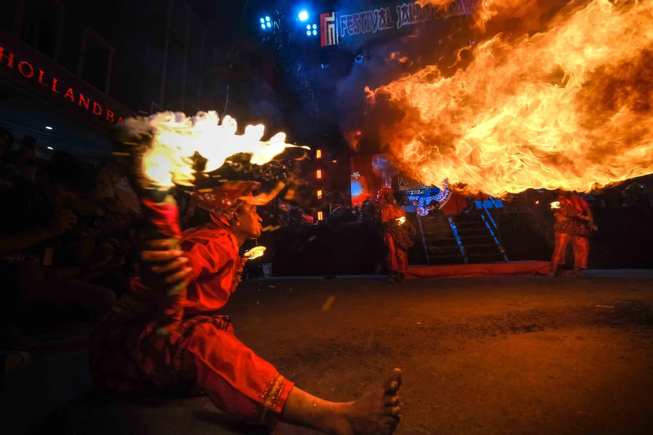 Semarak Cap Go Meh di...