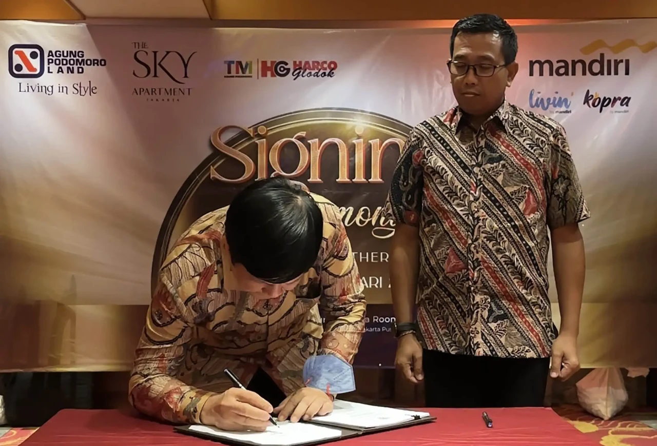 Signing Ceremony The...