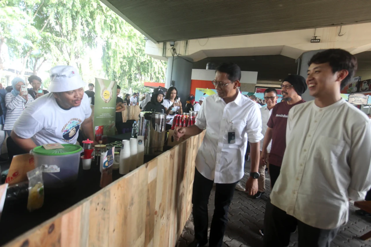 Gelar Ngopi Bareng,...