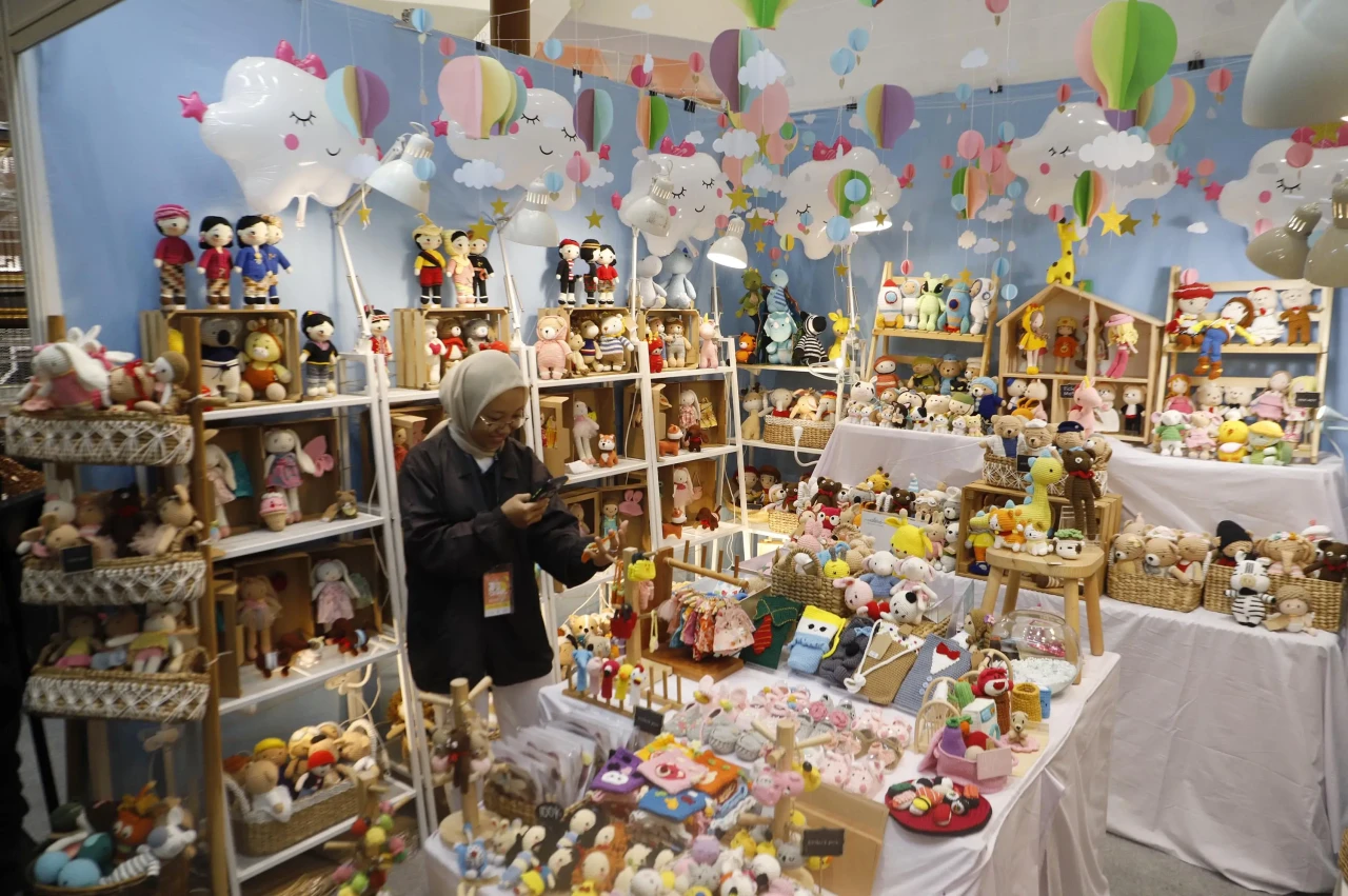 Pameran International...