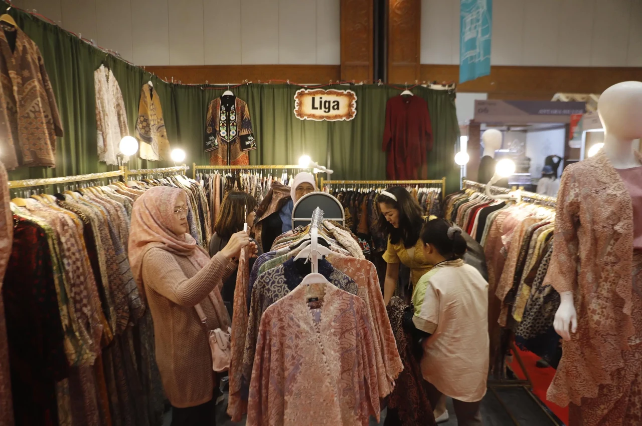 Pameran International...