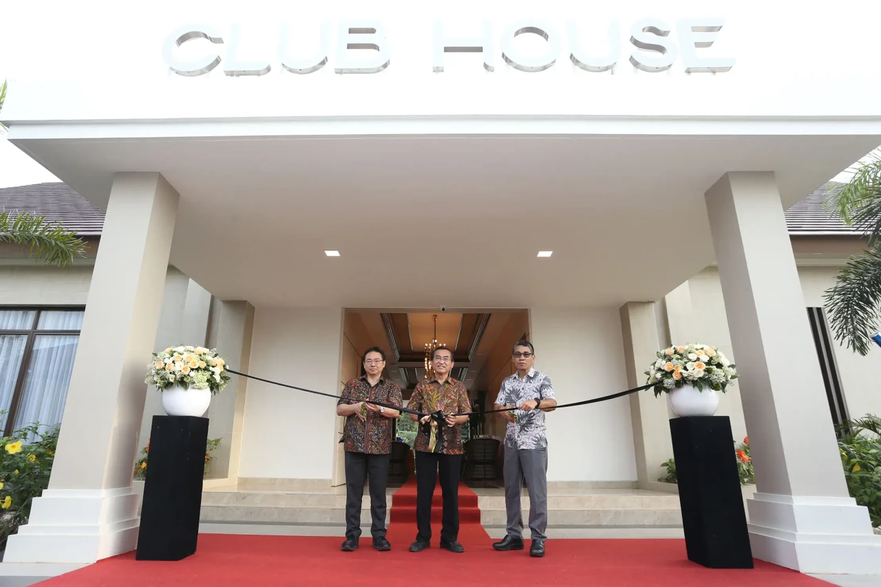 Grand Opening Club House...