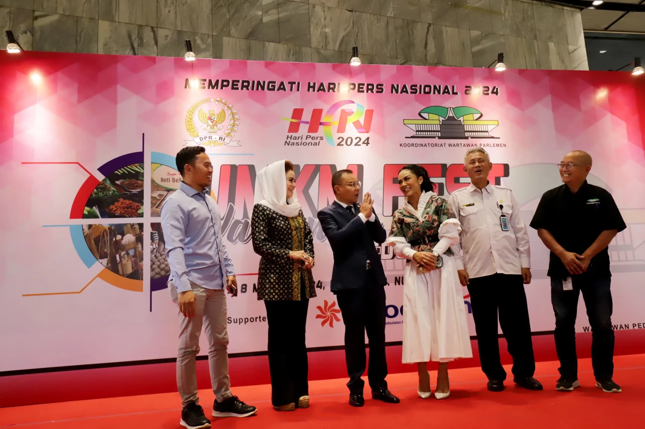 Pameran Bazar UMKM Wartawan...