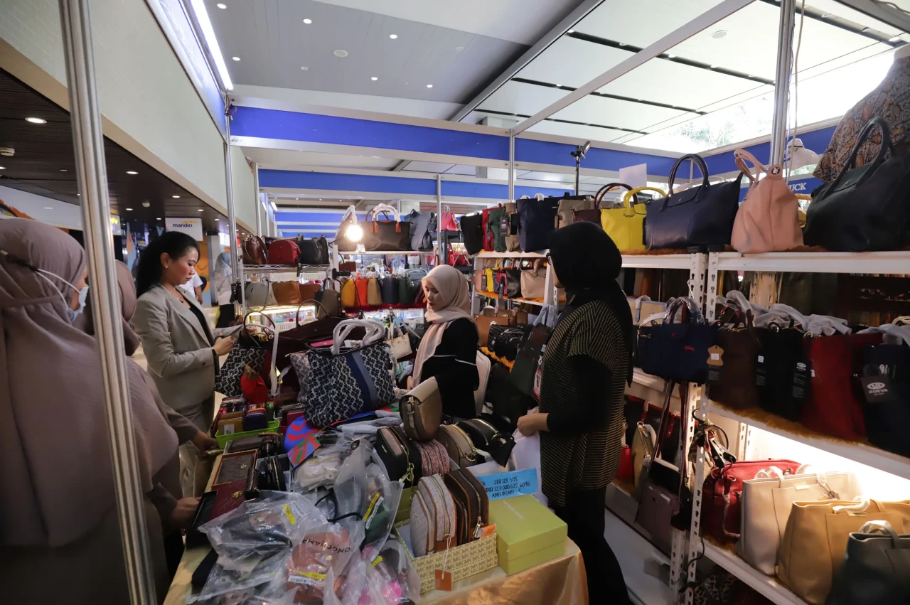 Pameran Bazar UMKM Wartawan...