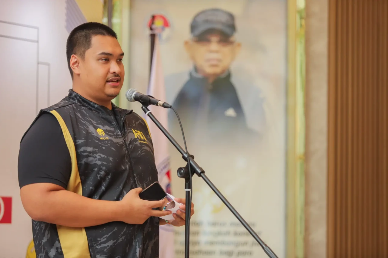 Kemenpora Beri Bantuan...