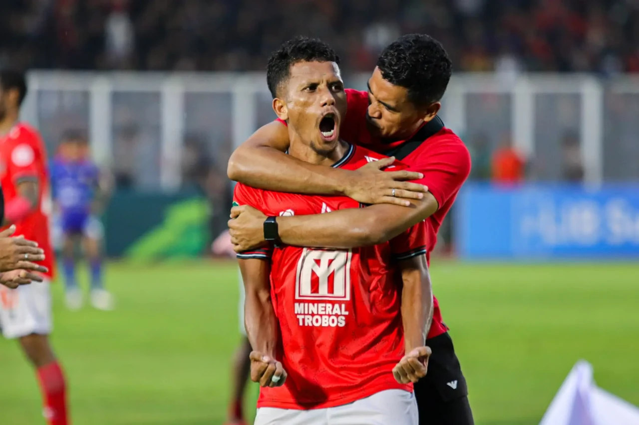 Selamat! Malut United...