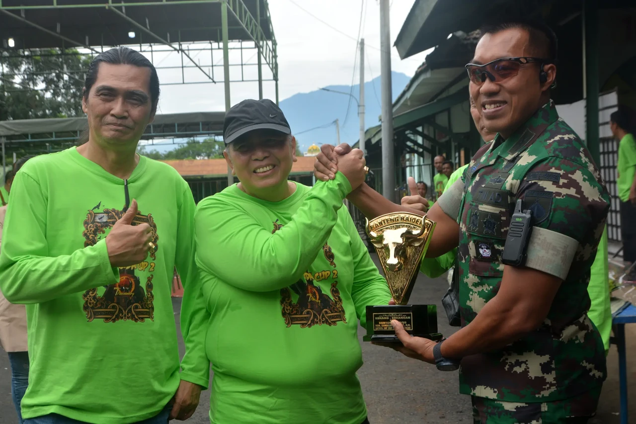 Serunya Lomba Kicau...