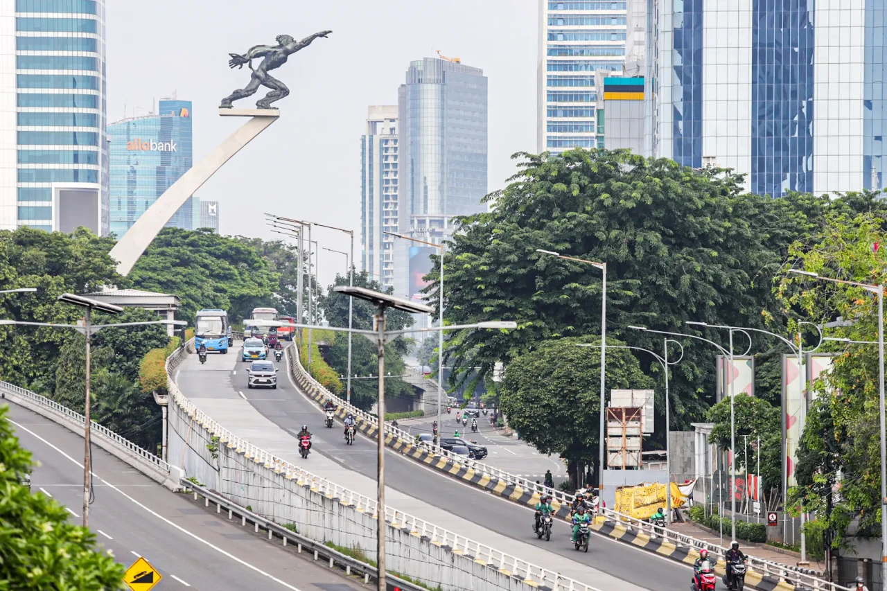 Bebas Macet, Jalanan...