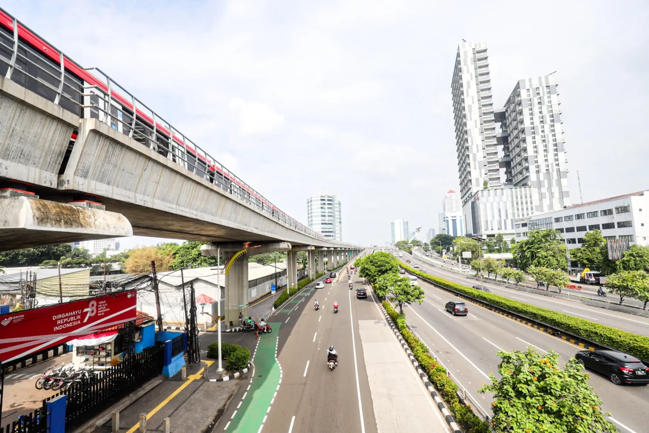Bebas Macet, Jalanan...